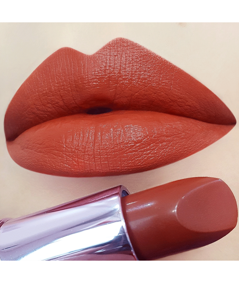 Rossetto dessert a levres naturale Syrup Waffle di Neve Cosmetics